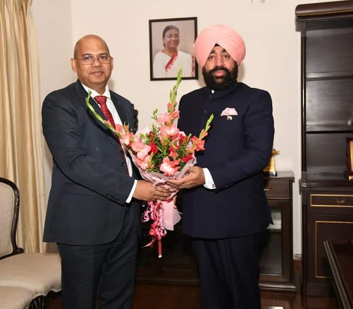 Image of Hon'ble VC, VMSBUTU meets Hon'ble Chancellor Sir on 18 July 2023